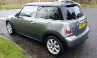 MINI HATCHBACK