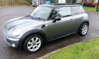 MINI HATCHBACK