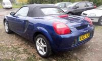 TOYOTA MR2