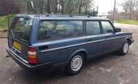 VOLVO 240