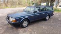 VOLVO 240