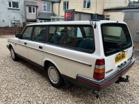 VOLVO 240