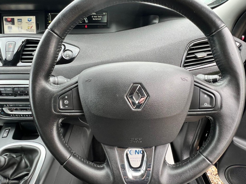 RENAULT SCENIC 1.5 dCi ENERGY Dynamique 2014