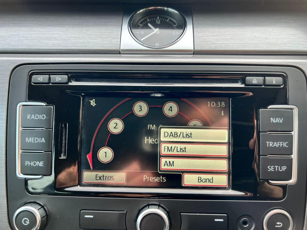 VOLKSWAGEN PASSAT 2.0 TDI BlueMotion * NOW SOLD * 2013