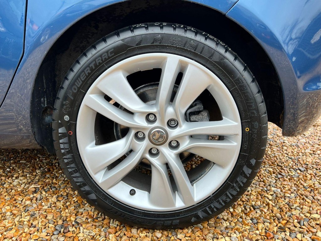 VAUXHALL MERIVA 1.4 i Club  2016