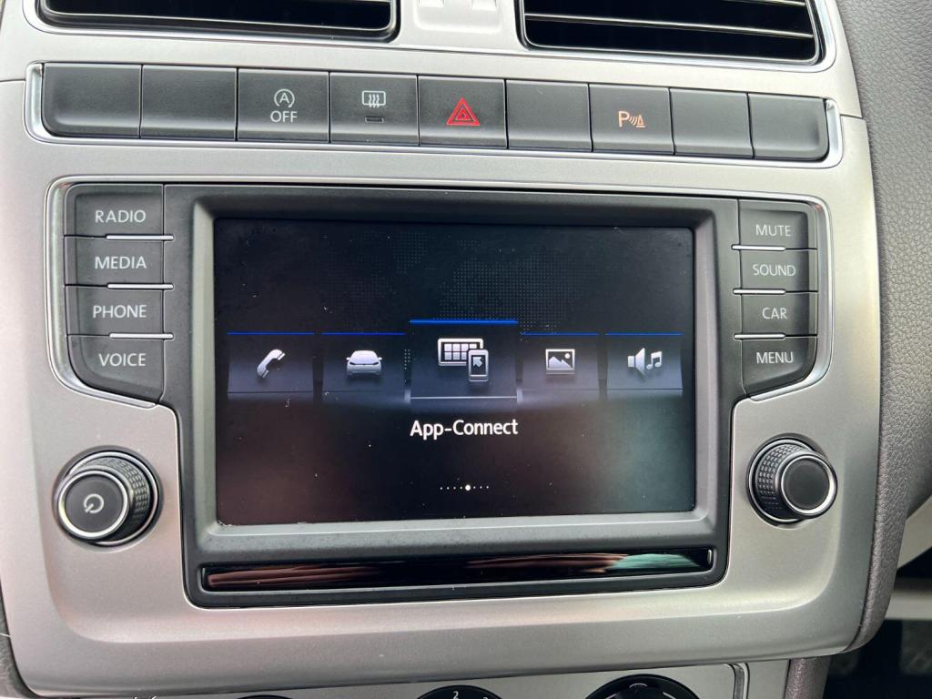 VOLKSWAGEN POLO 1.2 TSI R-Line  2017