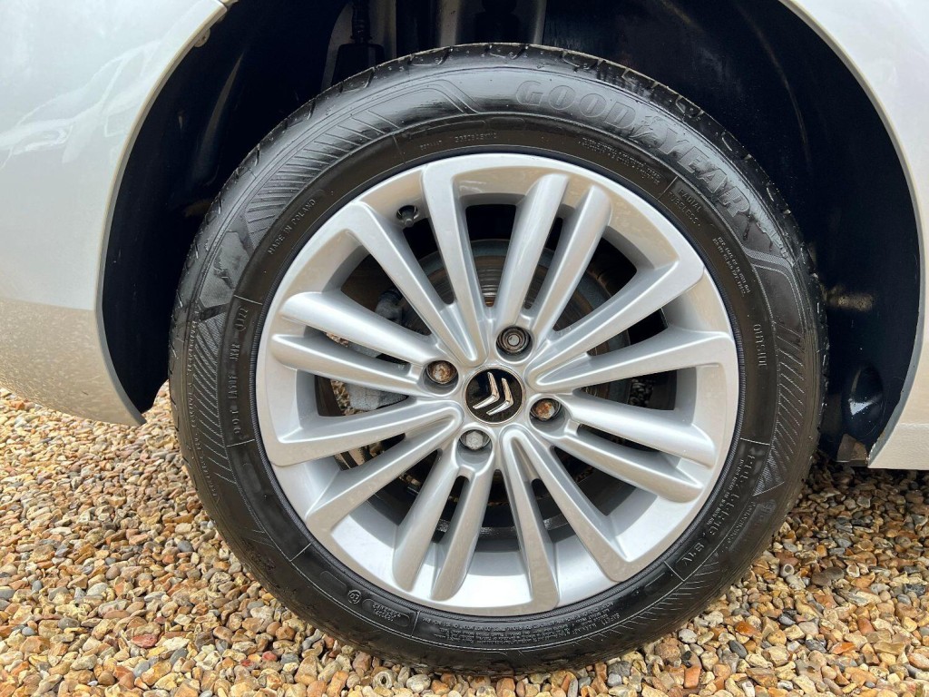 CITROEN C4 1.6 VTi VTR+  2013