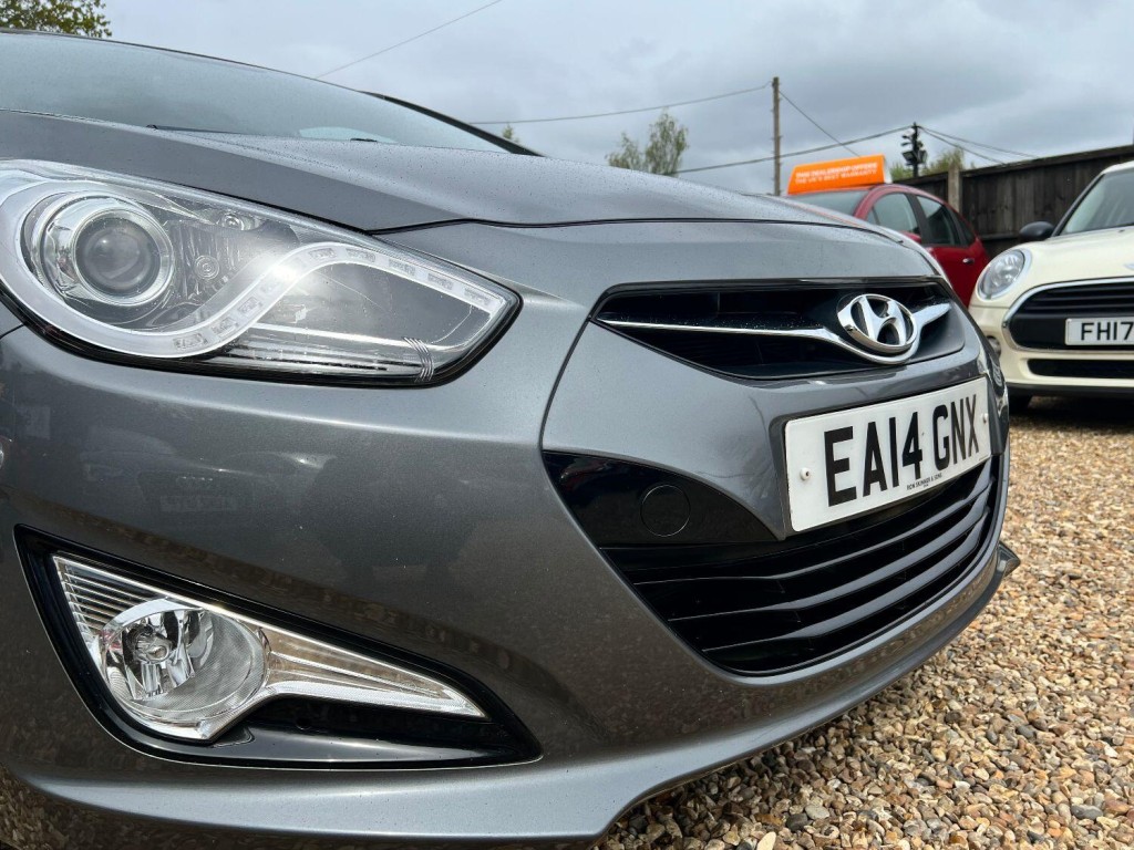 HYUNDAI I40 1.7 CRDi Blue Drive Active 2014