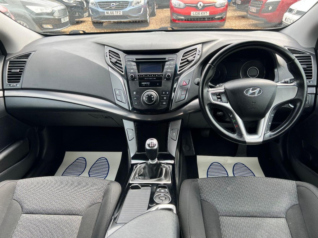 HYUNDAI I40 1.7 CRDi Blue Drive Active 2014