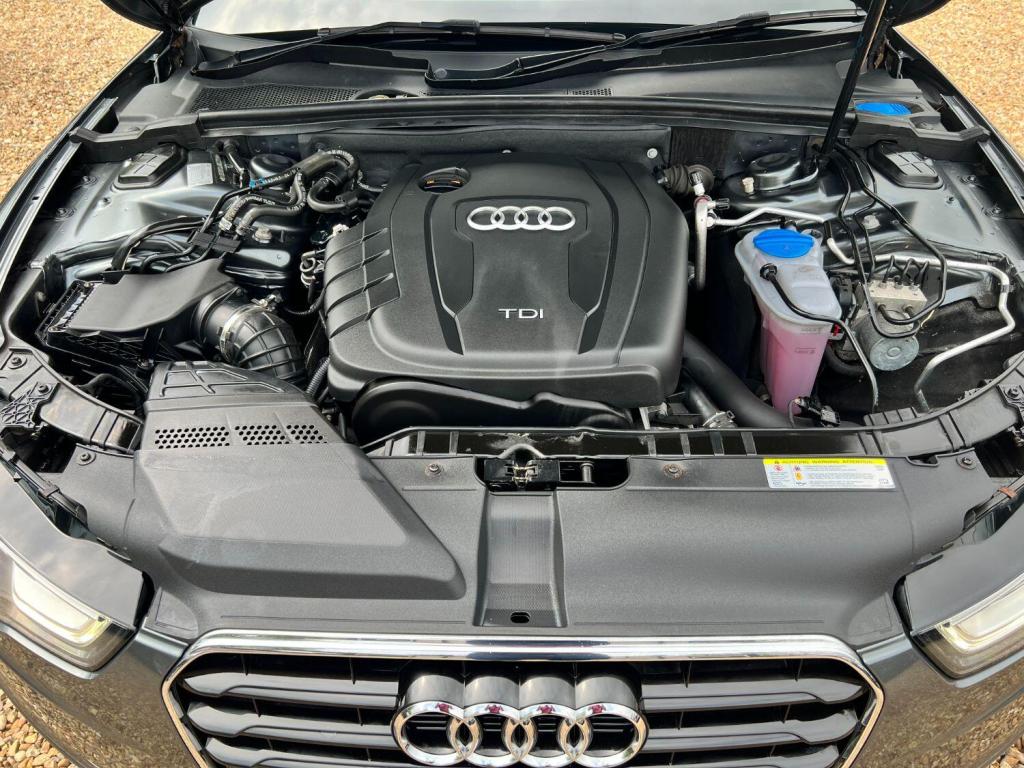 AUDI A5 2.0 TDI S line 2012
