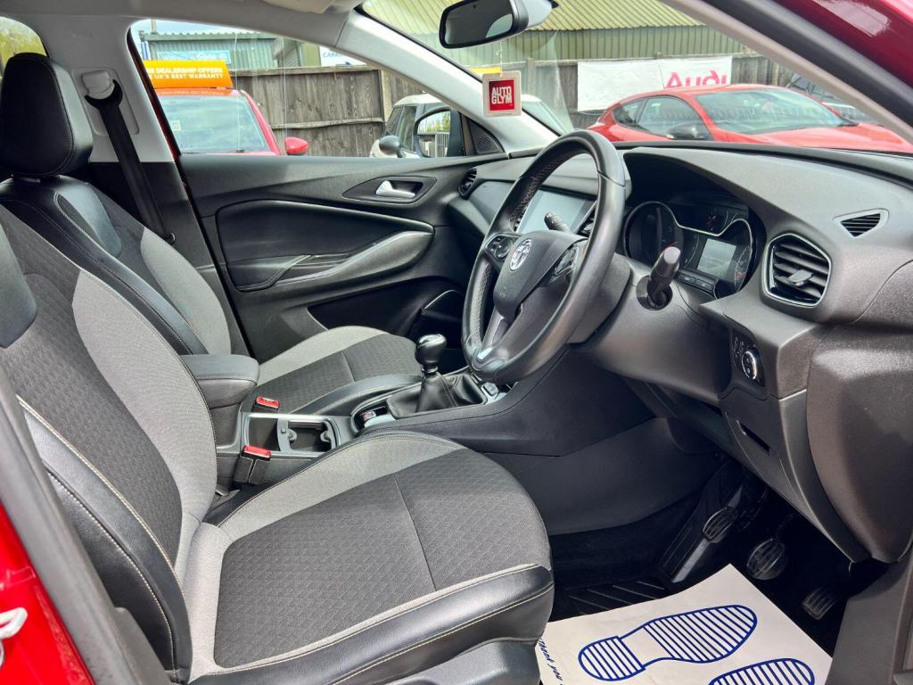VAUXHALL GRANDLAND X 1.2 Turbo Sport Nav 2018