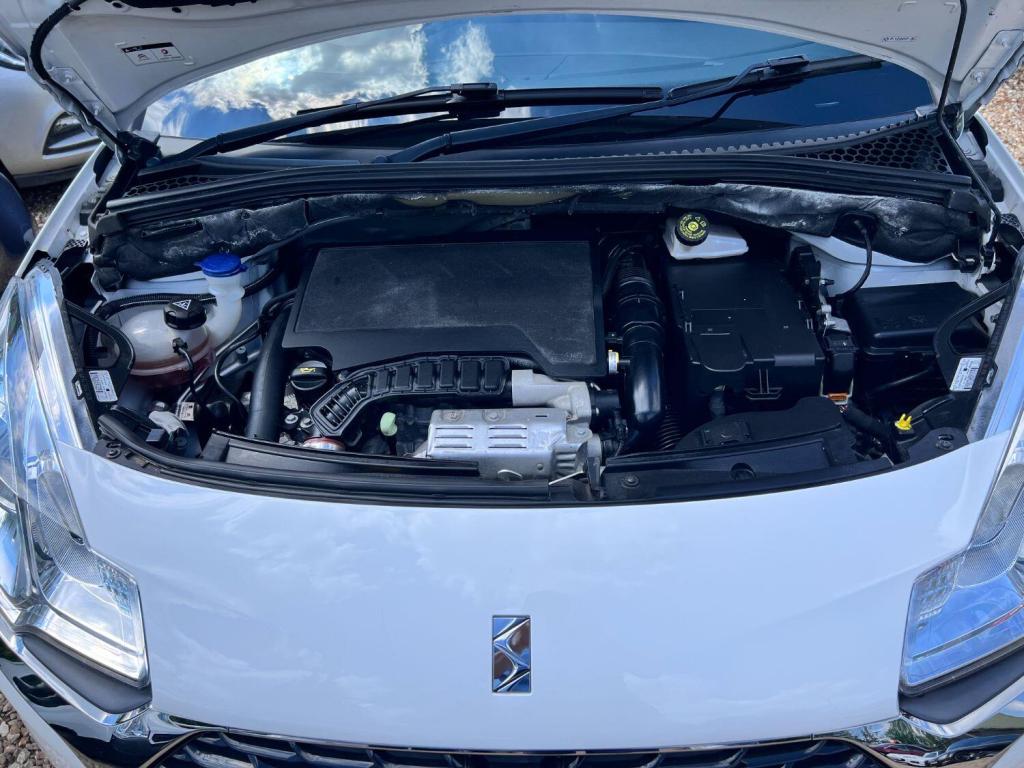 DS AUTOMOBILES DS 3 1.2 PureTech Connected Chic 2019