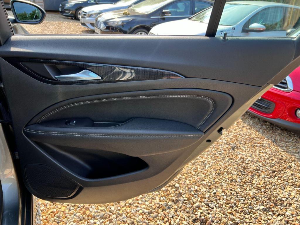 VAUXHALL INSIGNIA 1.6 Turbo D BlueInjection SRi VX Line Nav 2019