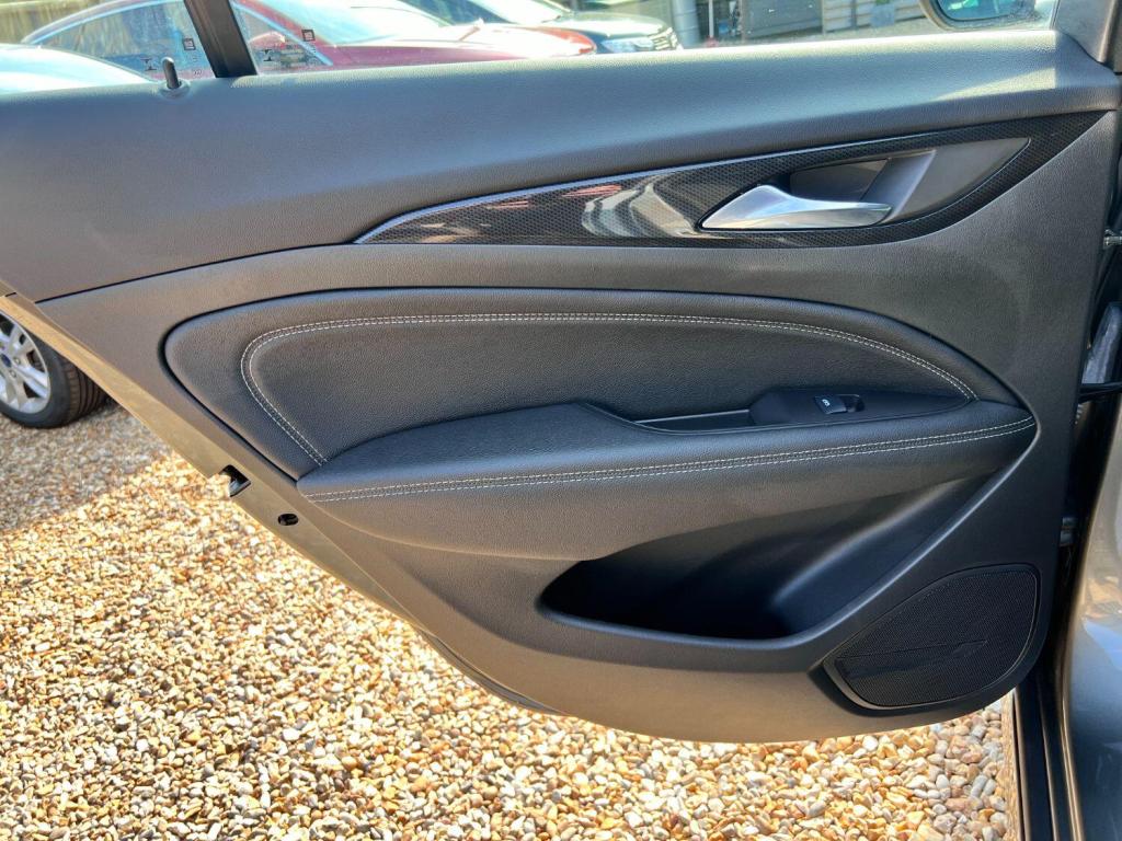 VAUXHALL INSIGNIA 1.6 Turbo D BlueInjection SRi VX Line Nav 2019