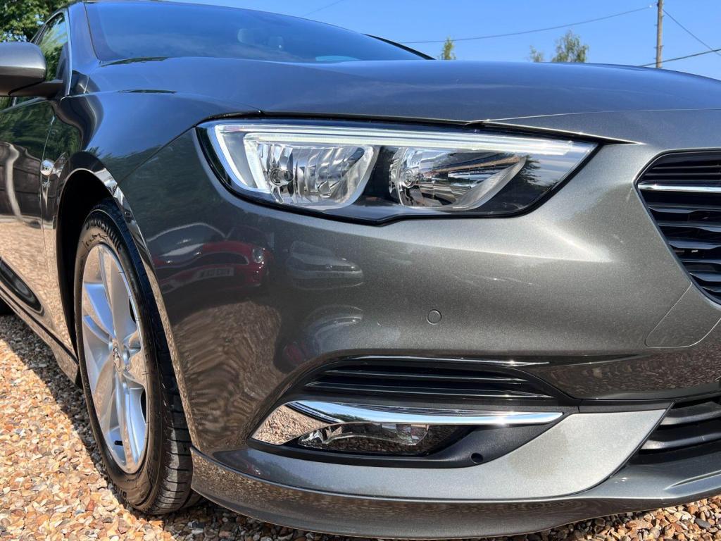 VAUXHALL INSIGNIA 1.6 Turbo D BlueInjection SRi VX Line Nav 2019