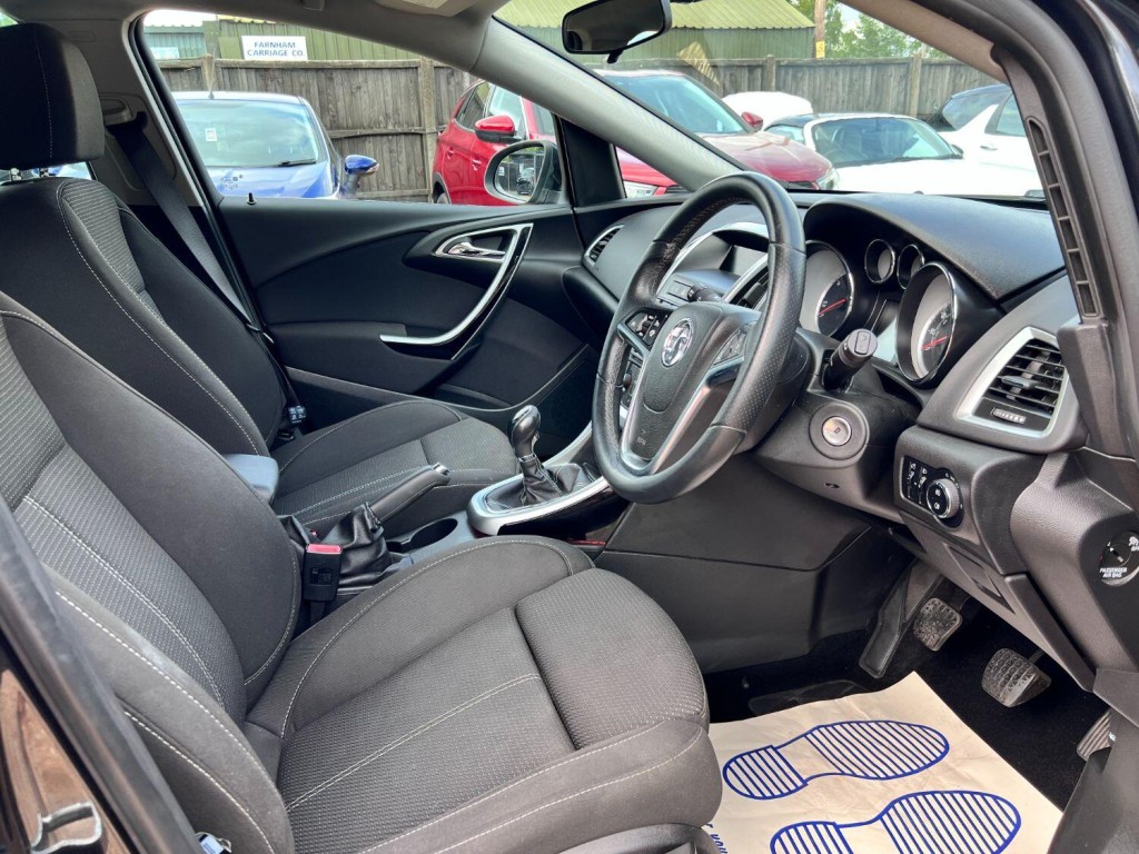VAUXHALL ASTRA 2.0 CDTi SRi 2013