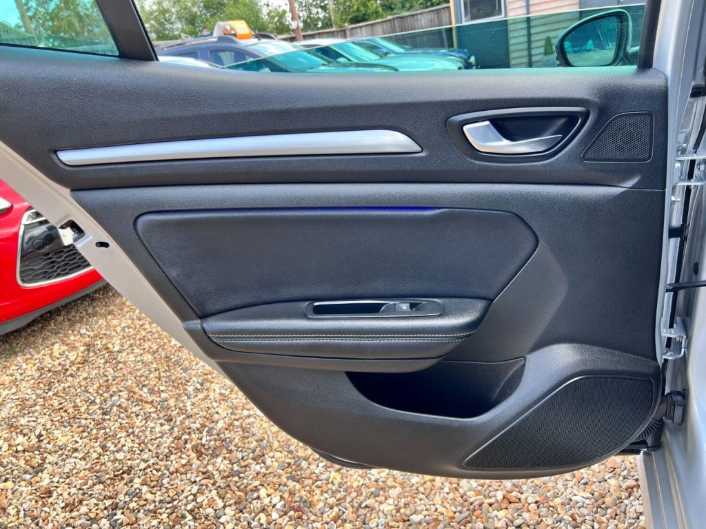 RENAULT MEGANE 1.5 dci Iconic 2019