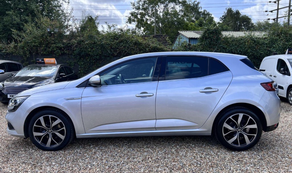 RENAULT MEGANE 1.5 dci Iconic 2019