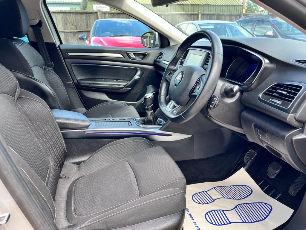 RENAULT MEGANE 1.5 dci Iconic 2019