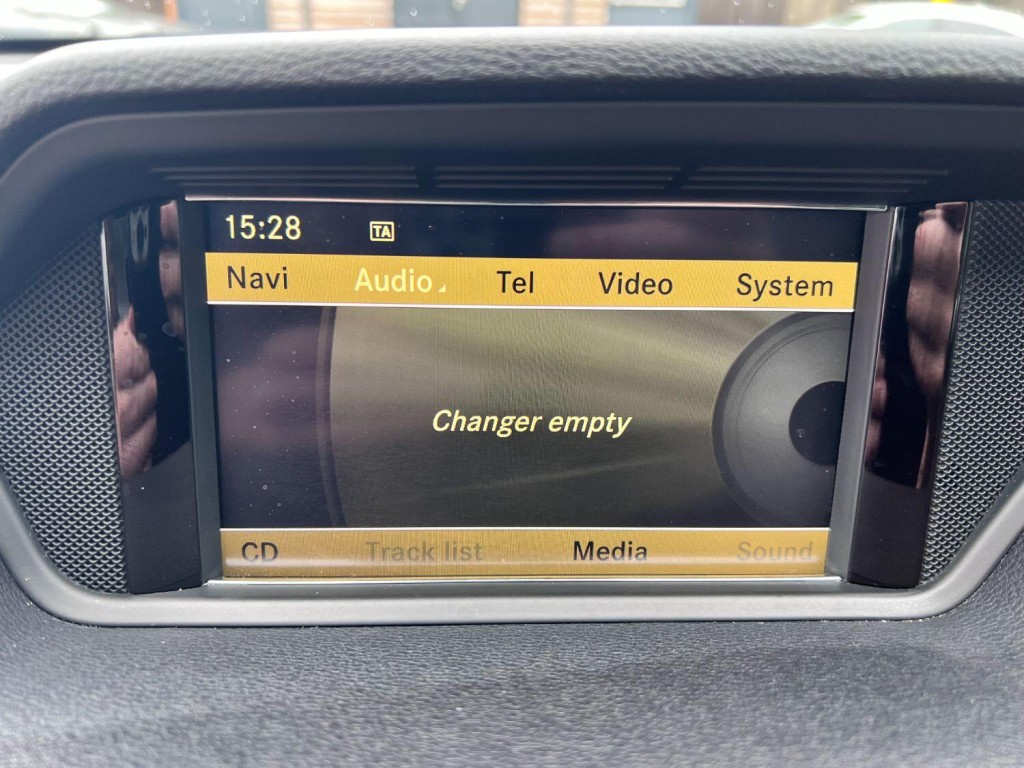MERCEDES-BENZ E CLASS 3.0 E350 CDI V6 BlueEfficiency Sport 2010