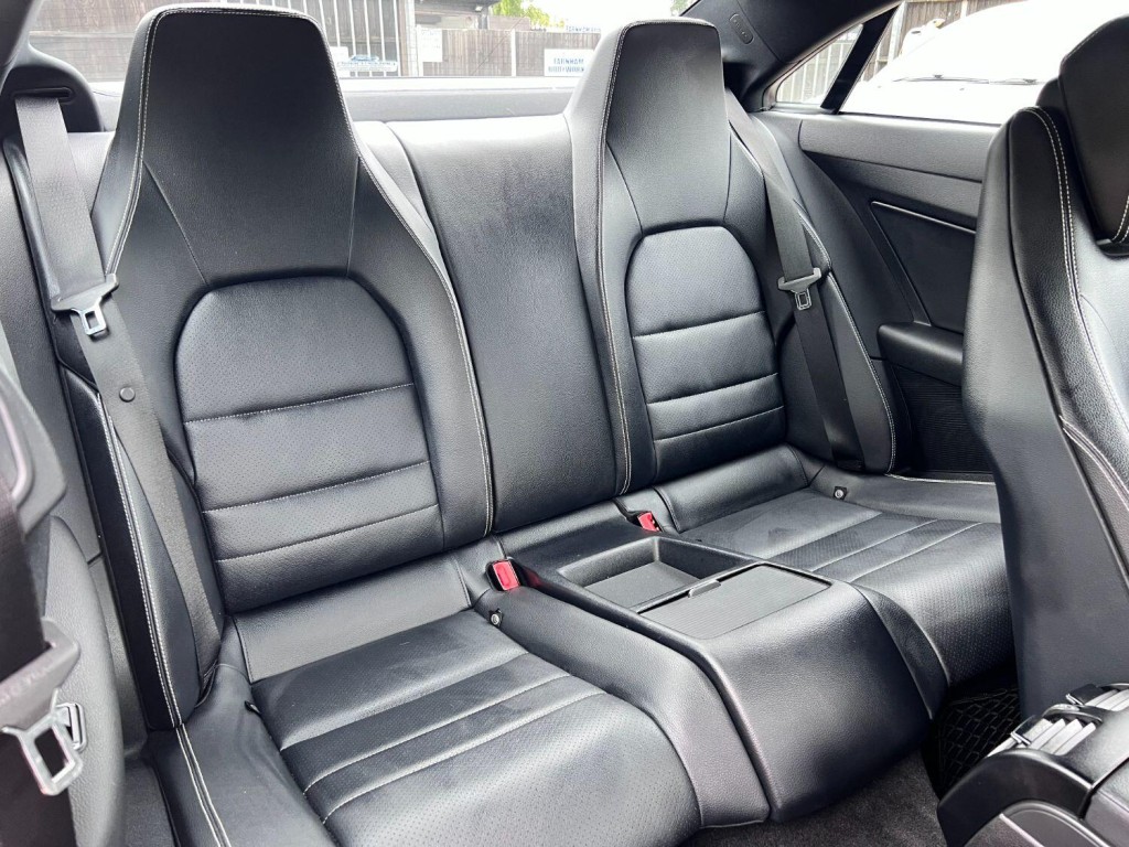 MERCEDES-BENZ E CLASS 3.0 E350 CDI V6 BlueEfficiency Sport 2010
