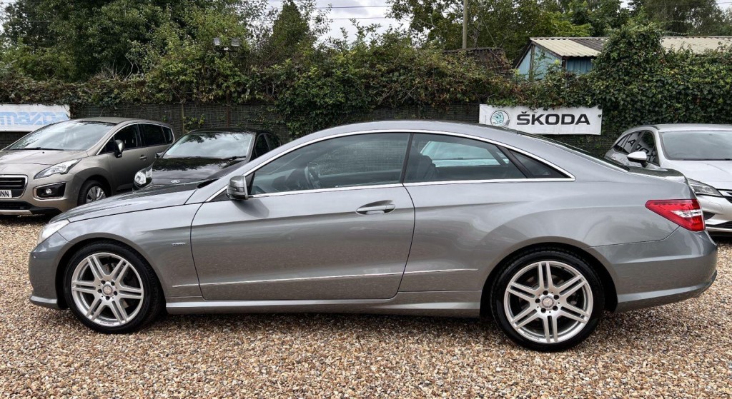 MERCEDES-BENZ E CLASS 3.0 E350 CDI V6 BlueEfficiency Sport 2010