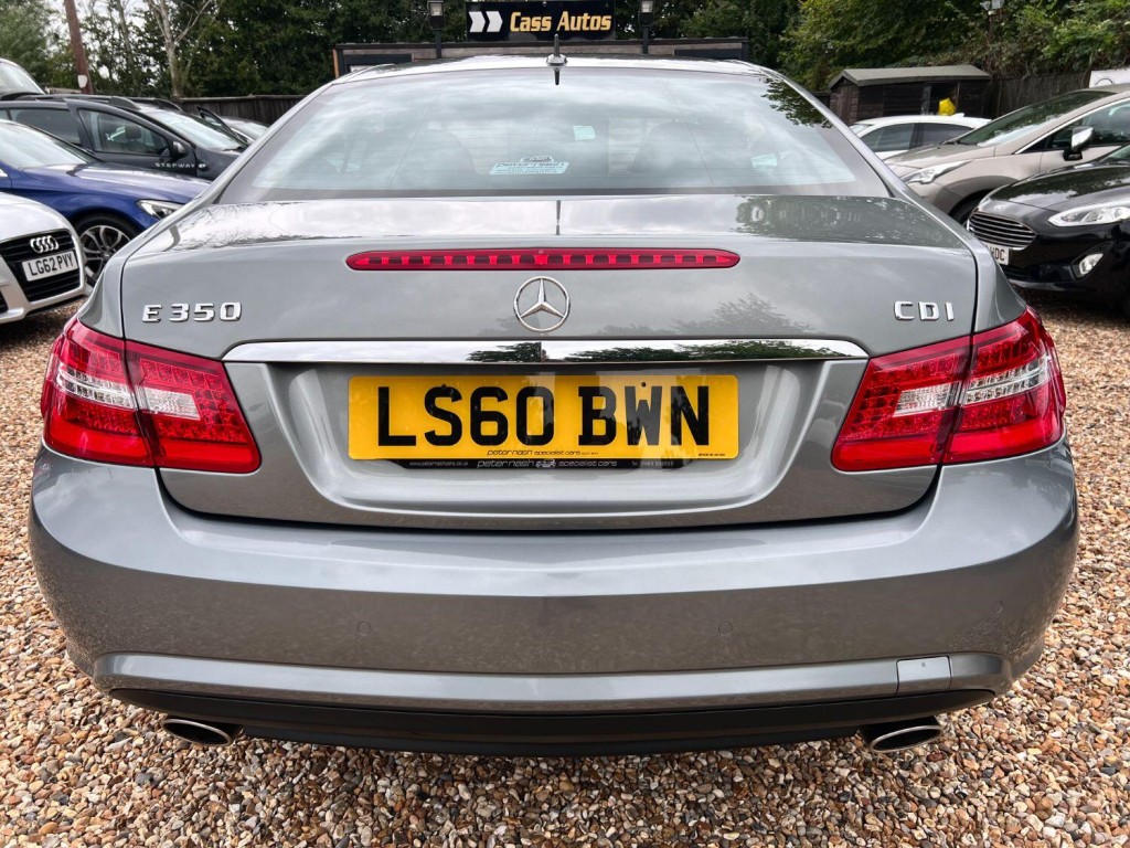 MERCEDES-BENZ E CLASS 3.0 E350 CDI V6 BlueEfficiency Sport 2010