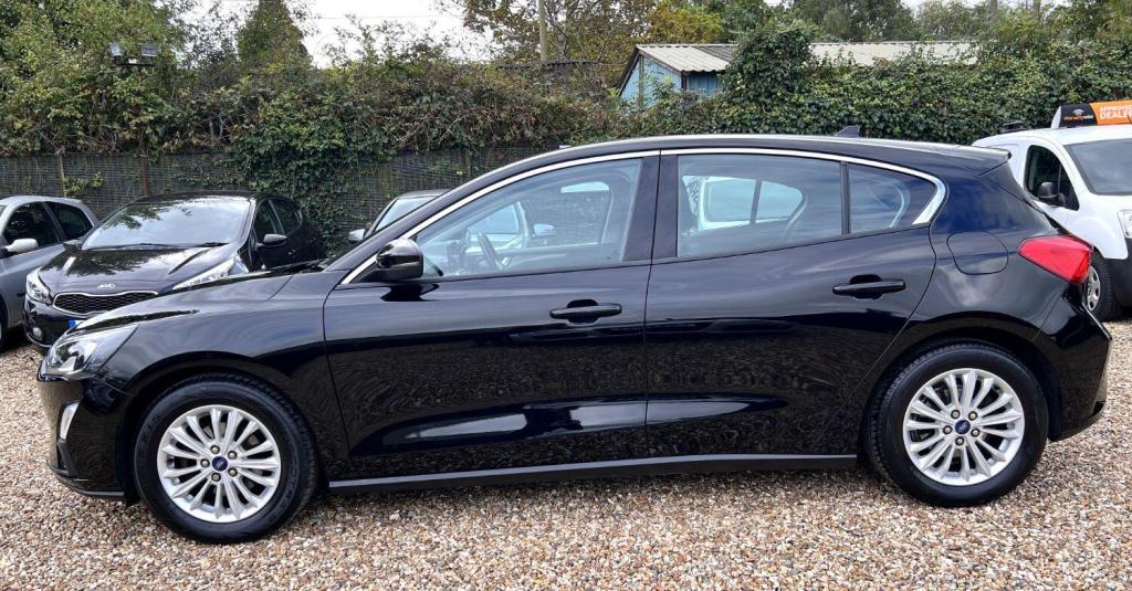 FORD FOCUS 1.0 T EcoBoost Titanium 2019