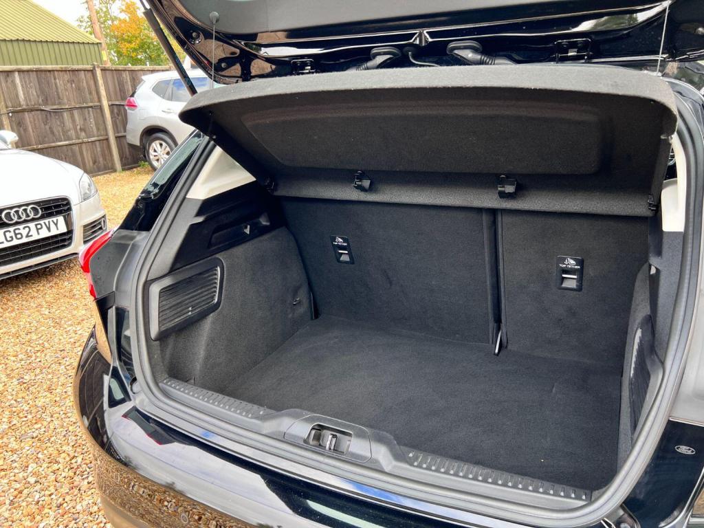 FORD FOCUS 1.0 T EcoBoost Titanium 2019