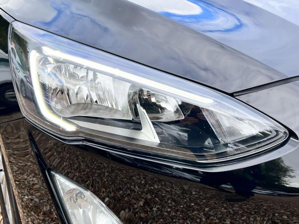 FORD FOCUS 1.0 T EcoBoost Titanium 2019