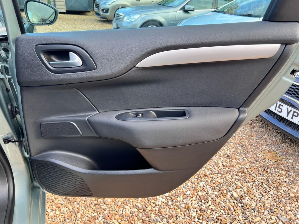 CITROEN C4 1.6 HDi 16V VTR+ 2012