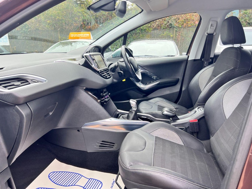 PEUGEOT 2008 1.6 e-HDi Allure 2014