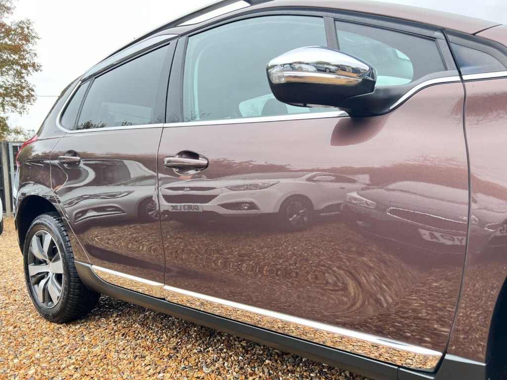 PEUGEOT 2008 1.6 e-HDi Allure 2014