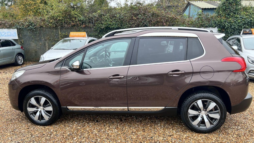 PEUGEOT 2008 1.6 e-HDi Allure 2014