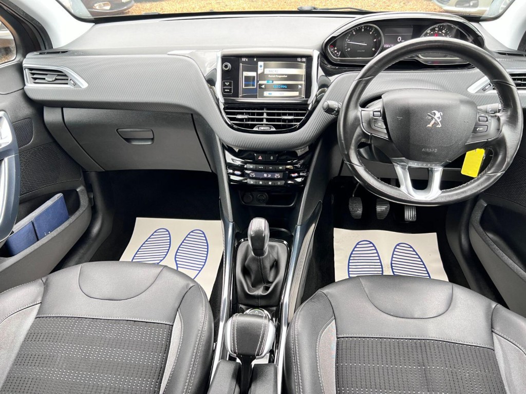 PEUGEOT 2008 1.6 e-HDi Allure 2014