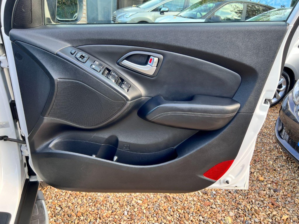 HYUNDAI IX35 1.7 CRDi Premium 2014