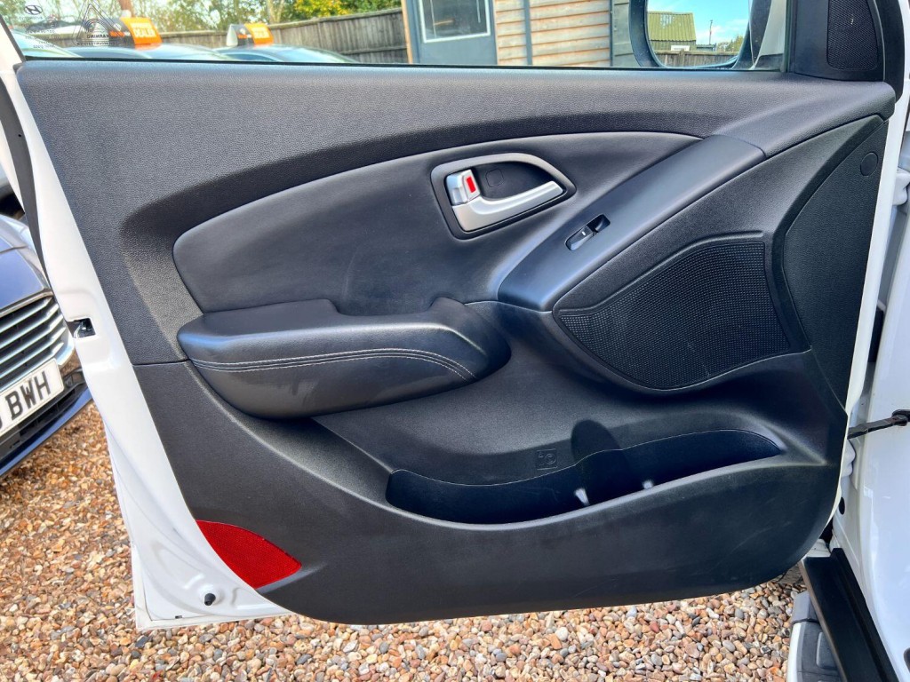 HYUNDAI IX35 1.7 CRDi Premium 2014