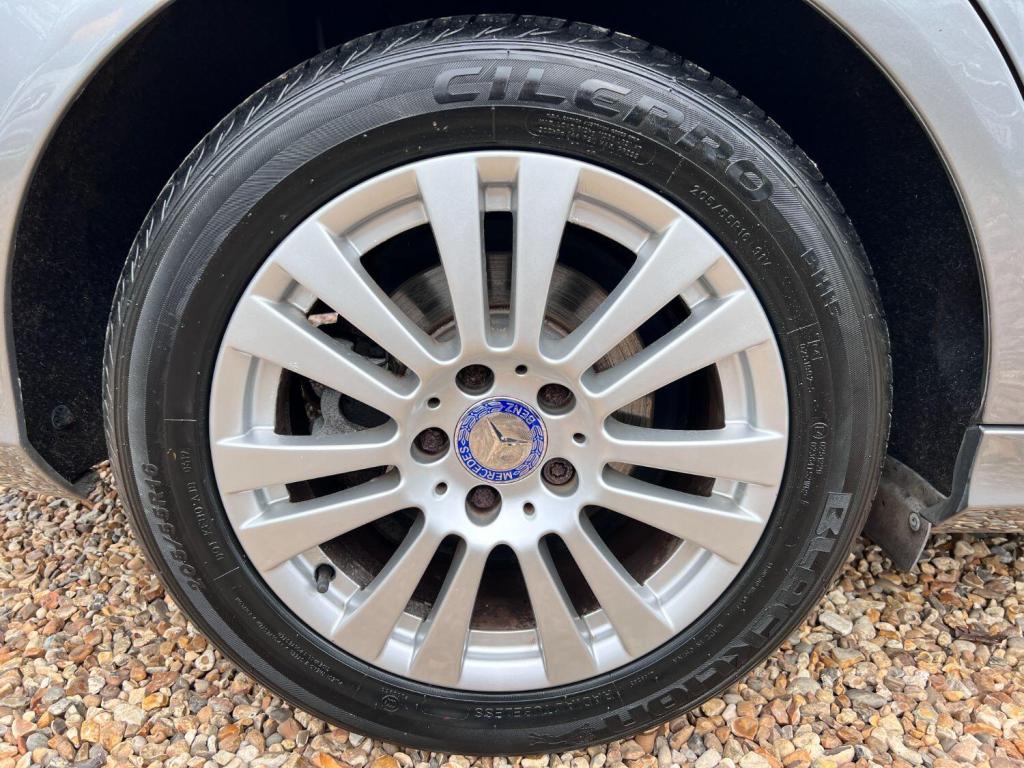 MERCEDES-BENZ C CLASS 1.8 C180 BlueEfficiency Elegance Edition 125 2011