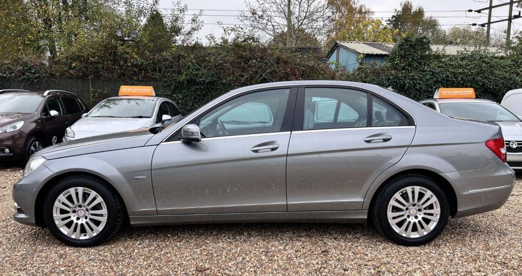 MERCEDES-BENZ C CLASS 1.8 C180 BlueEfficiency Elegance Edition 125 2011