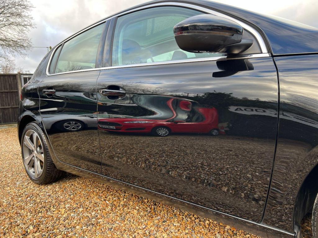 PEUGEOT 308 1.2 PureTech GPF Allure 2019