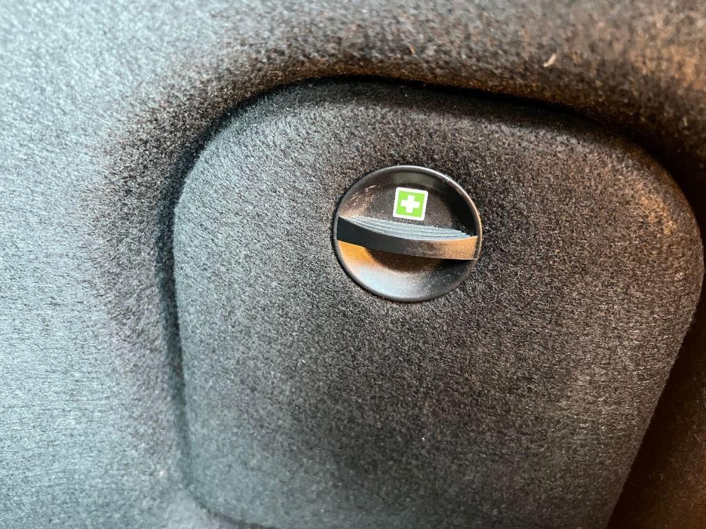 MERCEDES-BENZ CLS 3.0 CLS350 CDI V6 BlueEfficiency 2011