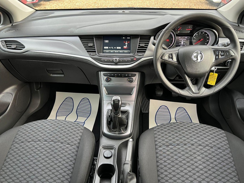 VAUXHALL ASTRA 1.6 CDTi Design 2018