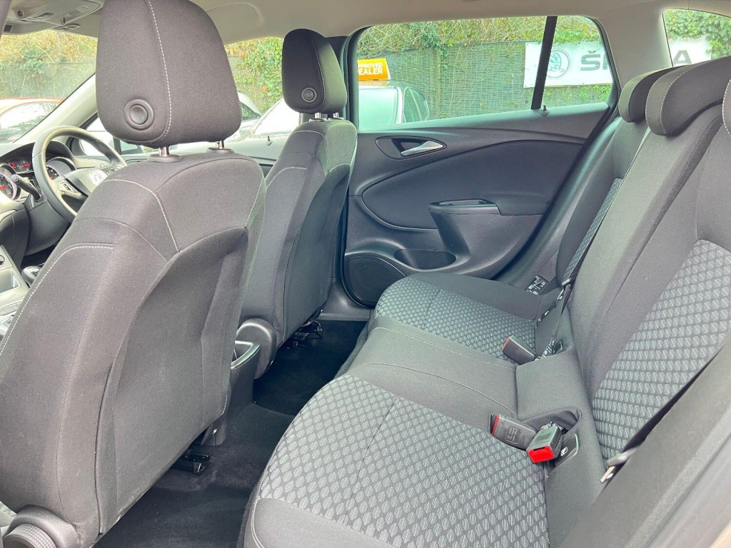 VAUXHALL ASTRA 1.6 CDTi Design 2018