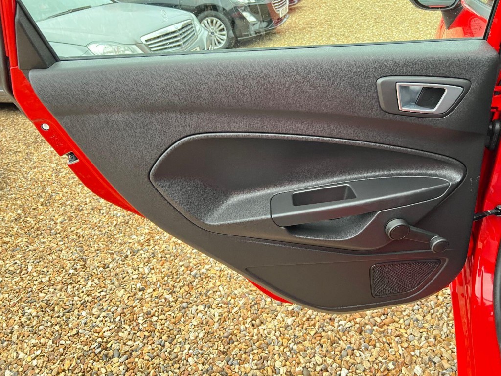 FORD FIESTA 1.3 Style 2013