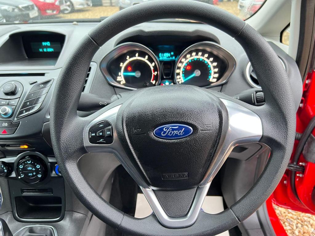 FORD FIESTA 1.3 Style 2013
