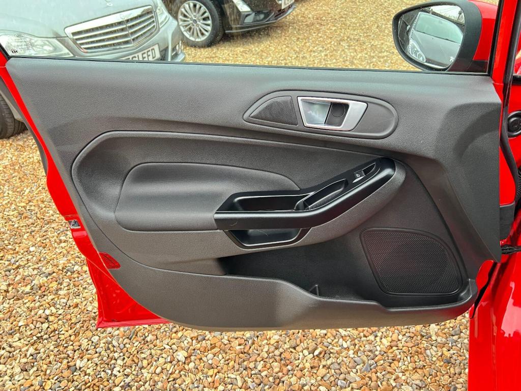 FORD FIESTA 1.3 Style 2013