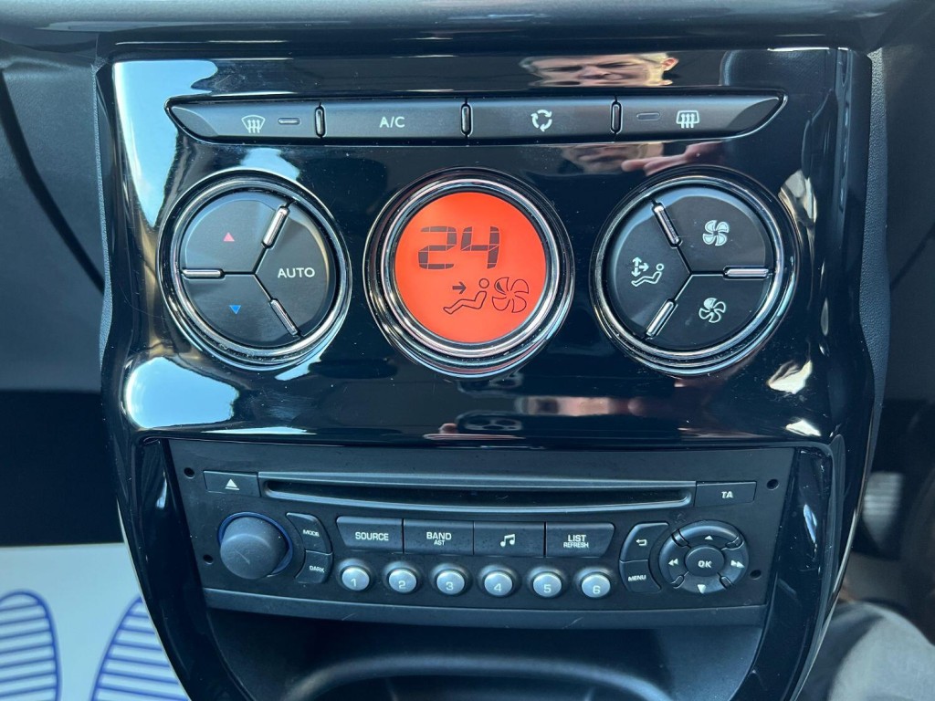 CITROEN C3 1.6 VTi Exclusive 2015