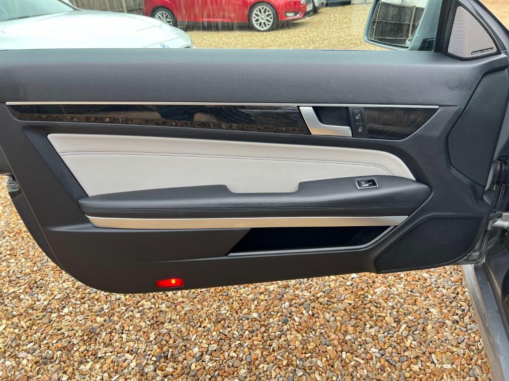 MERCEDES-BENZ E CLASS 3.0 E350d V6 BlueTEC AMG Sport 2013