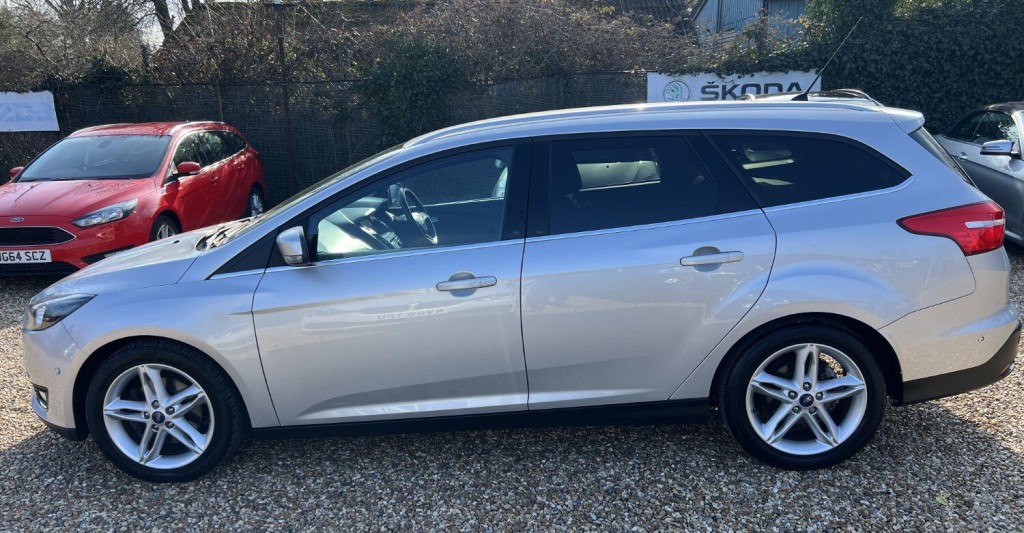 FORD FOCUS 1.5 T EcoBoost Titanium 2017