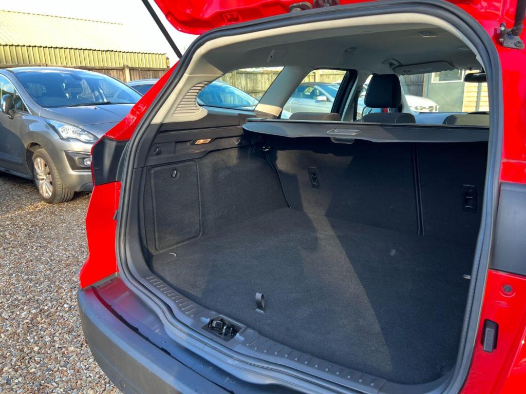 FORD FOCUS 1.6 Zetec 2015